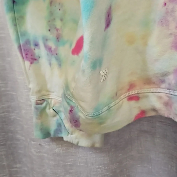 ALL IN MOTION HOODIE - Picture 6 of 11